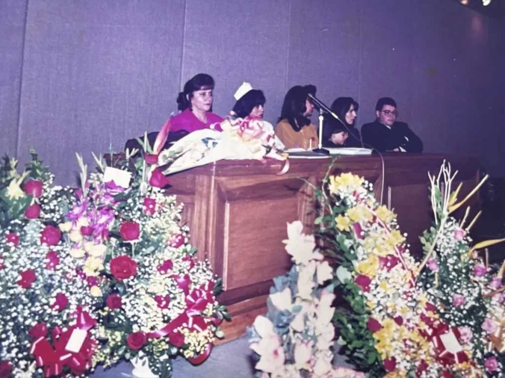 Ceremonia de grado en los primeros años de FUNCA