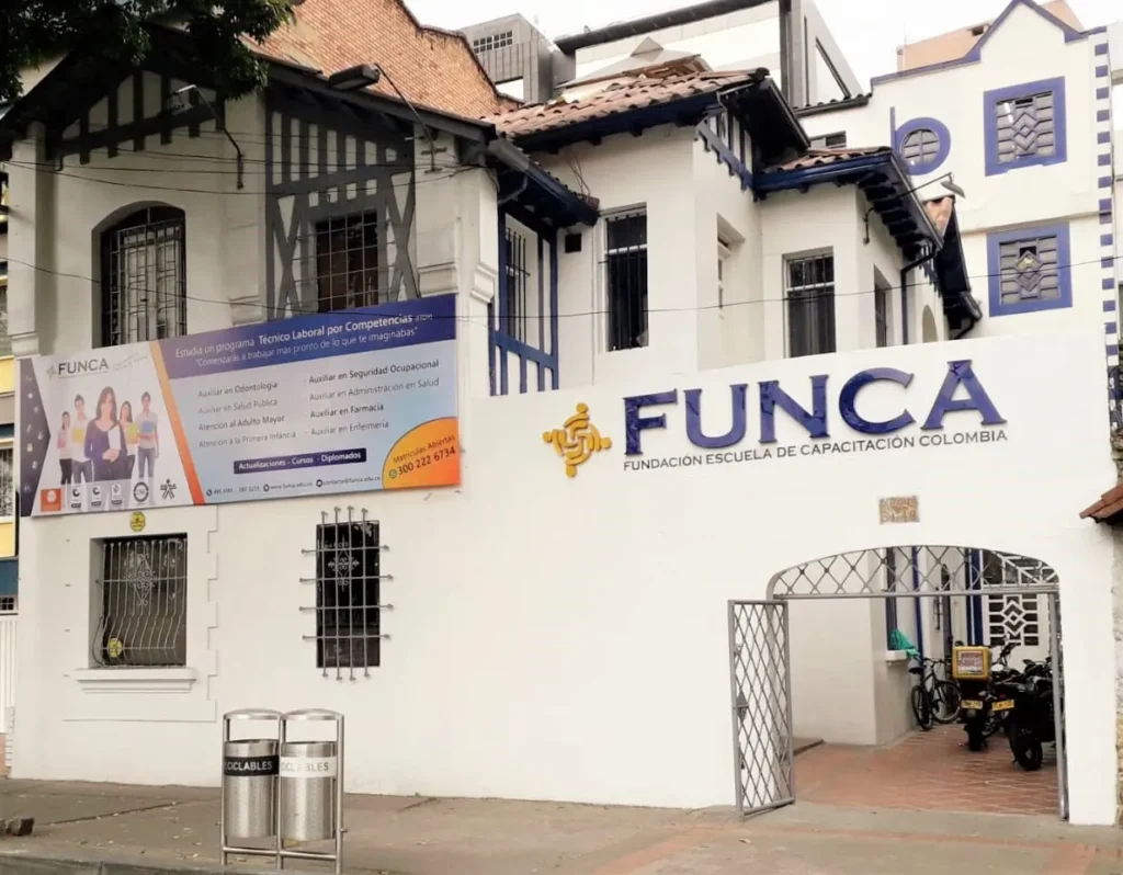 Fachada de la sede de FUNCA en Bogotá